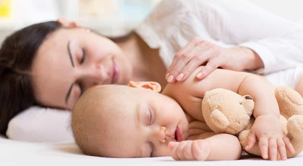 Advantages of Co-Sleeping With Your Baby - Sleep Republic