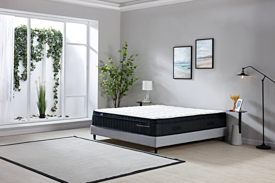 Sleep Republic-King_mattress_with_grey_base_2002f0b9-8c08-4812-9726-8e2d69319fbd